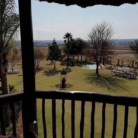 Kwena Maribane Lodge Bronkhorstspruit Buitenkant foto