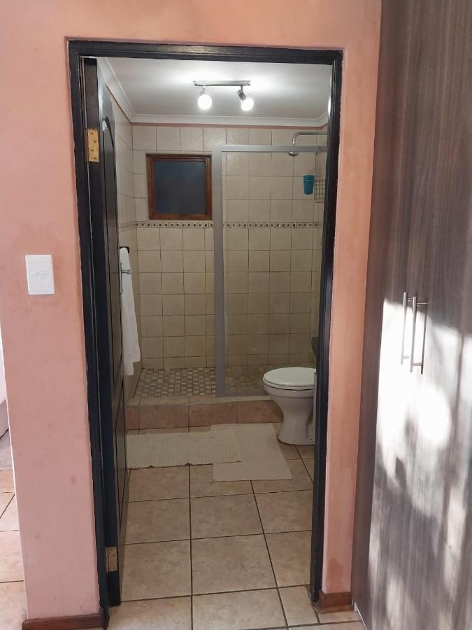 Kwena Maribane Lodge Bronkhorstspruit Buitenkant foto