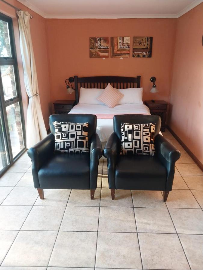 Kwena Maribane Lodge Bronkhorstspruit Buitenkant foto