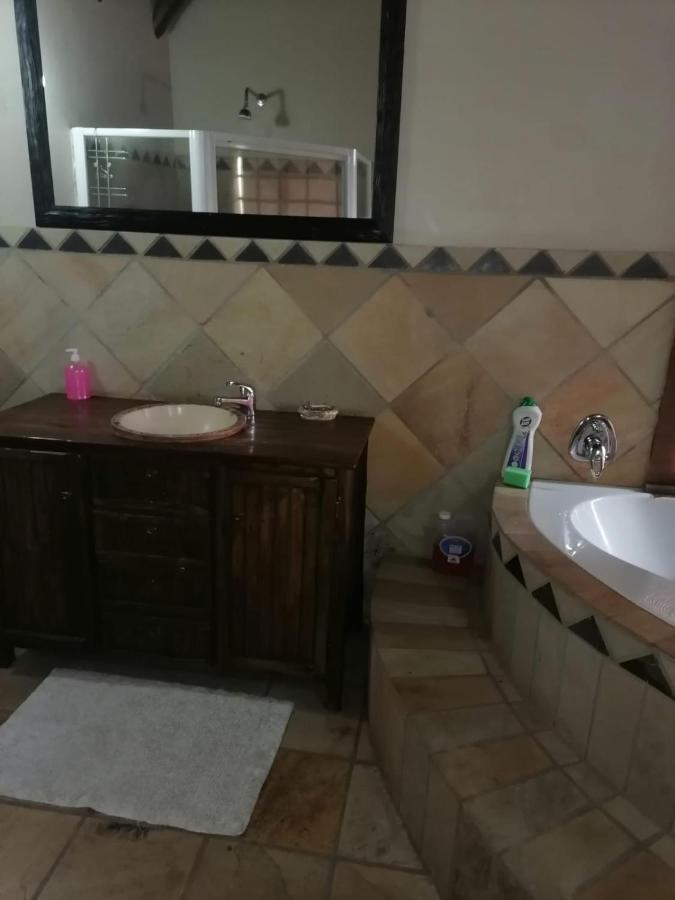 Kwena Maribane Lodge Bronkhorstspruit Buitenkant foto